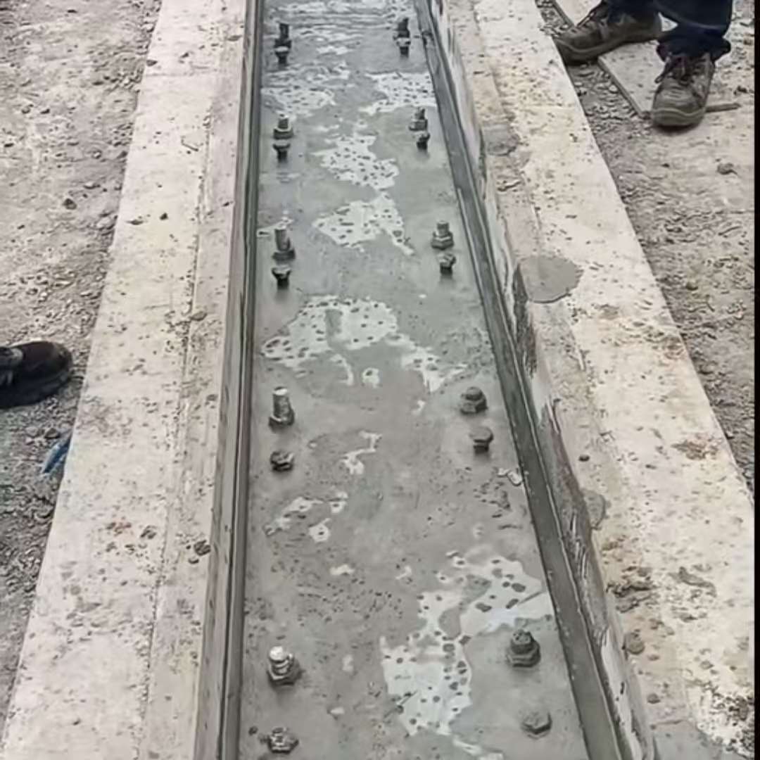 浦东新区环氧树脂轨道胶泥是什么？用在哪里？